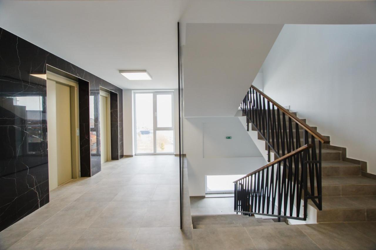 Magnificent Home At Prima Residence Oradea Extérieur photo