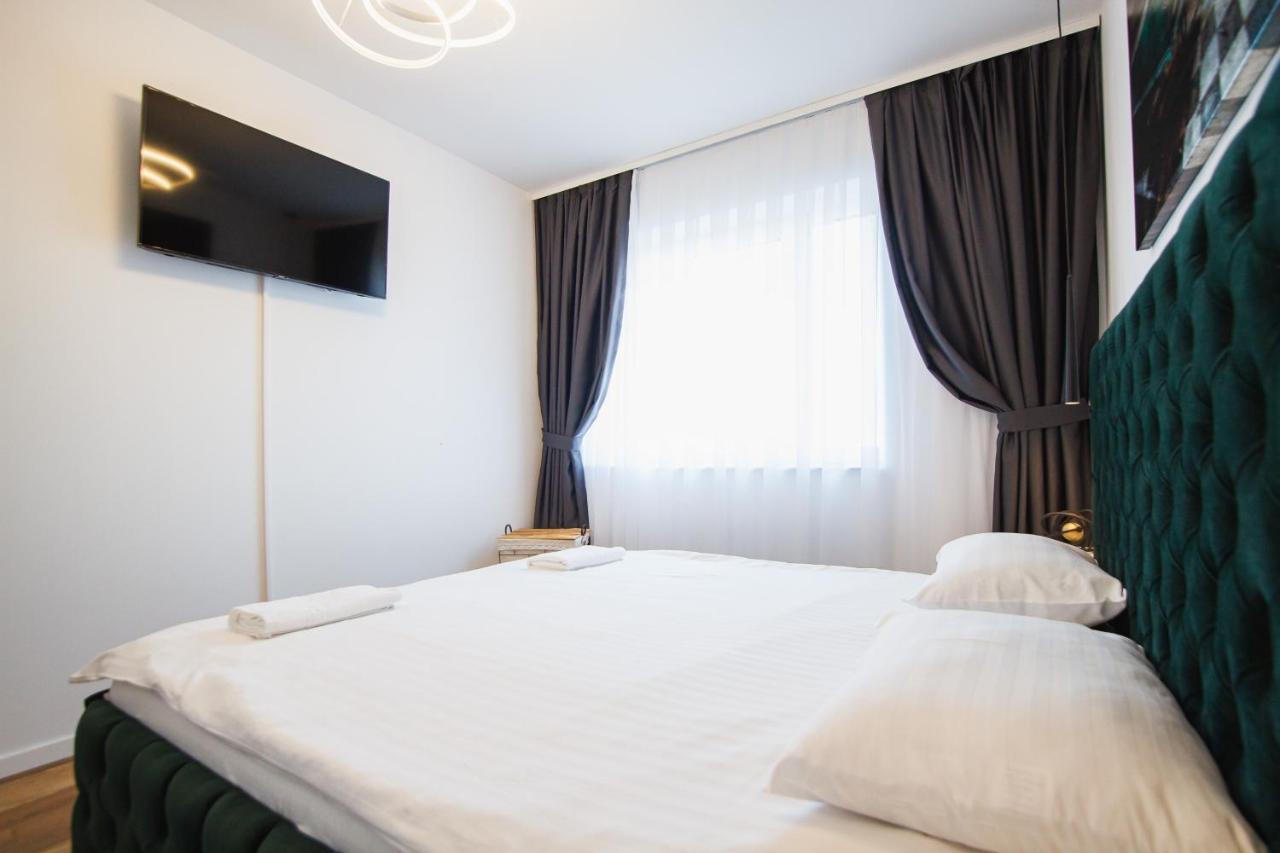Magnificent Home At Prima Residence Oradea Extérieur photo